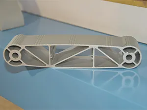 TV筐体用アルミ部材(6063-T6)